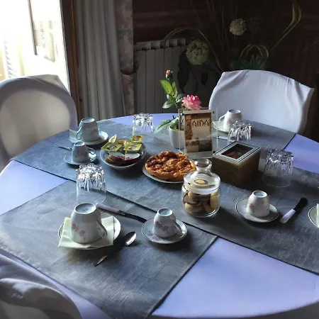 Casa Tonina Couette-café Carloforte (Isola di San Pietro)
