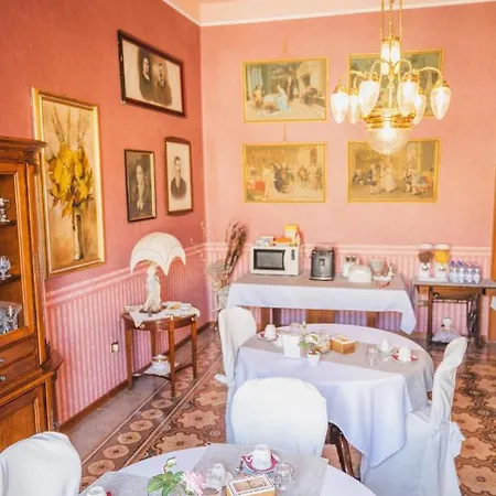 Casa Tonina Bed & Breakfast Carloforte (Isola di San Pietro)
