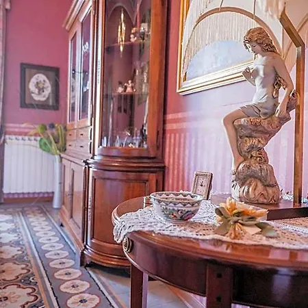 Casa Tonina Nocleg ze śniadaniem 4*