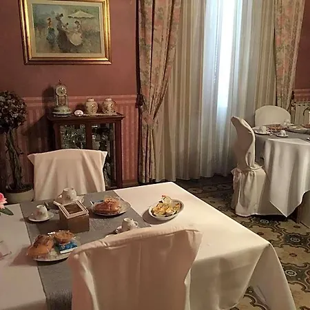 Bed & Breakfast Casa Tonina 4*