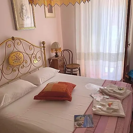 Bed & Breakfast Casa Tonina 3*