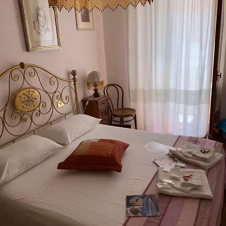 Casa Tonina Panzió Carloforte